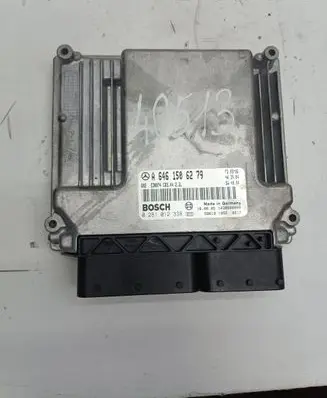 Mercedes-Benz C AMG W203 Engine control unit/module A6461506279 0281012338