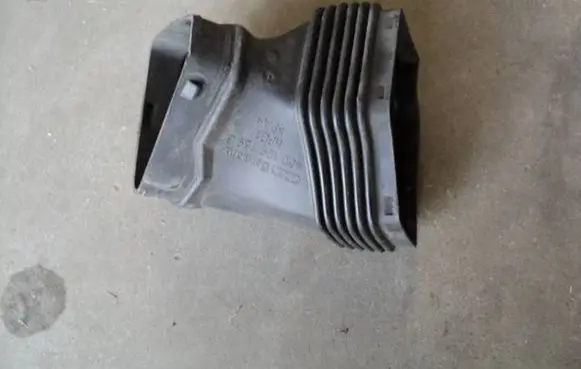 Audi A6 S6 C6 4F Air intake duct part 4F0129739B