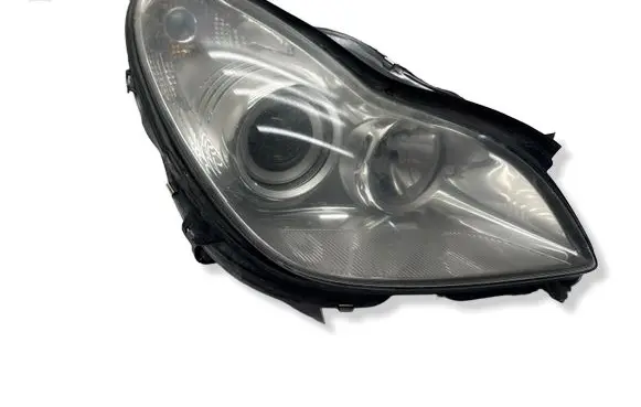 Mercedes-Benz CLS C219 Headlight/headlamp A2198203061 A2198200661