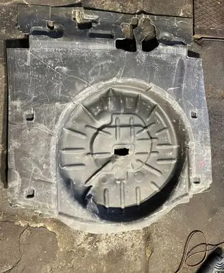 Ford Kuga II Trunk/boot floor carpet liner braknumeru