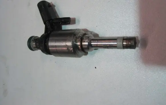 Volkswagen Transporter - Caravelle T1 Fuel injector 03G906036L