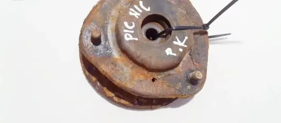 Toyota Picnic Coil spring mount 