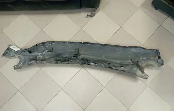 Toyota Sienna XL30 III Wiper trim BTYXR0165P22 BTYXT035BEN
