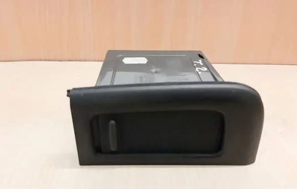 Volvo S80 Glove box 130082137