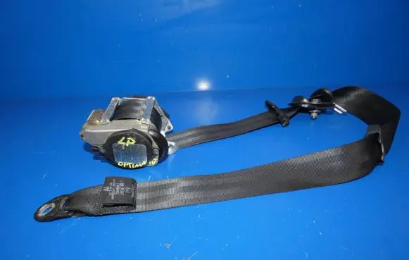 KIA Optima Front seatbelt 