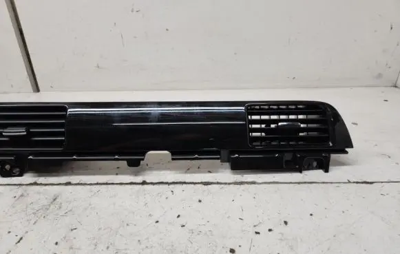 Mitsubishi Outlander Dash center air vent grill 8055A056YA
