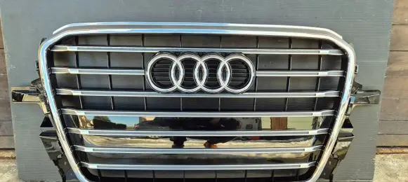 Audi Q5 SQ5 Front grill