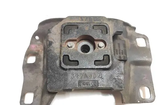 Volvo V50 Engine mount bracket 4N517M121