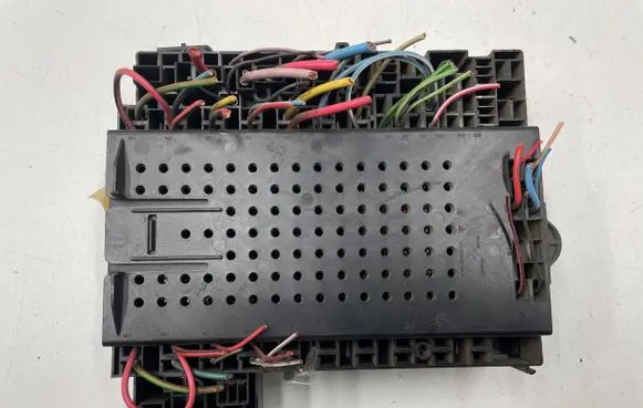 Volvo V70 Comfort/convenience module 30682664 03W481 08688513