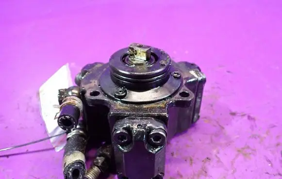 Suzuki Splash Fuel injection high pressure pump