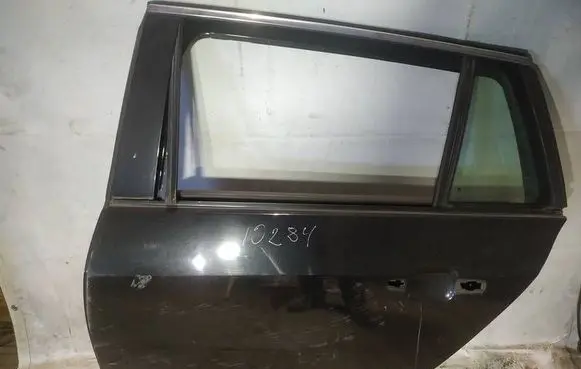 Rear door