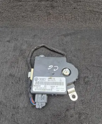 Audi A6 S6 C6 4F Battery control module 4F0915181 4F0910181D 14001582