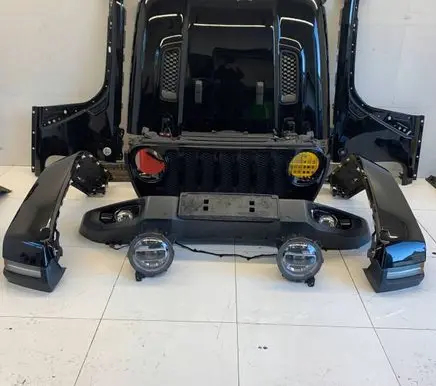 Jeep Wrangler Front piece kit 55112881AE 55112880AE 6NC13TRMAA