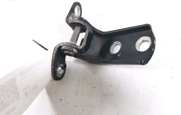 Toyota Hilux (AN10, AN20, AN30) Rear door lower hinge 6877002020