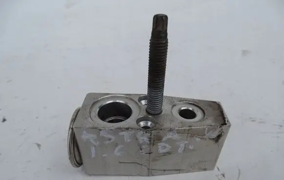 Opel Astra K Air conditioning (A/C) expansion valve GN807001