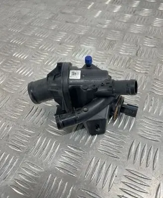 Nissan Navara D23 Thermostat housing 