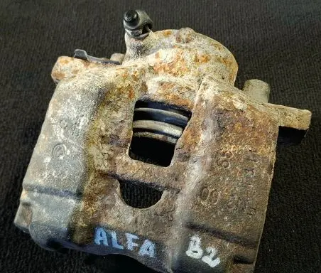 Alfa Romeo 159 Front brake caliper