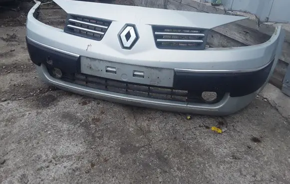 Renault Megane II Front bumper 8200142000