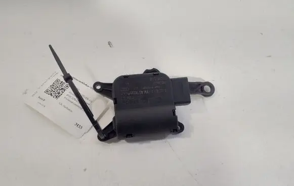 Skoda Superb B6 (3T) Intake manifold valve actuator/motor 1K0907511B
