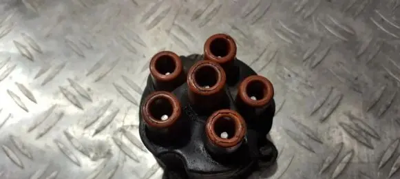 Volvo 850 Spark distributor cap 