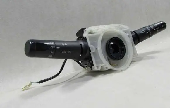Mitsubishi Canter Wiper turn signal indicator stalk/switch MK645971 47885