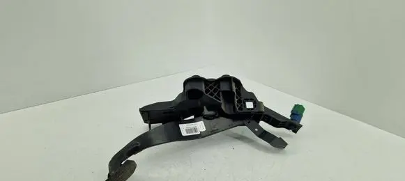 Peugeot Expert Brake pedal P1002510 9833570080
