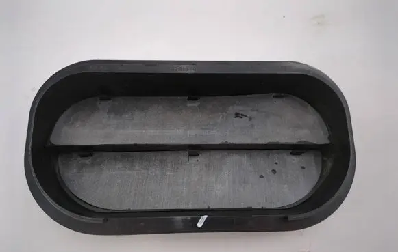Audi A3 8Y Quarter panel pressure vent 6R0819465C
