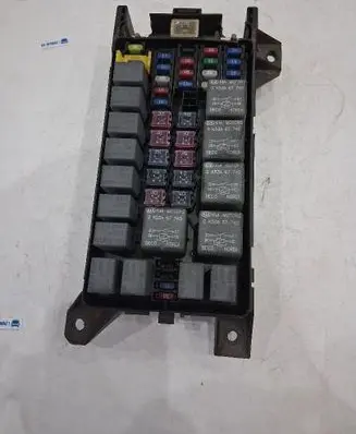 KIA Carnival Fuse box set 