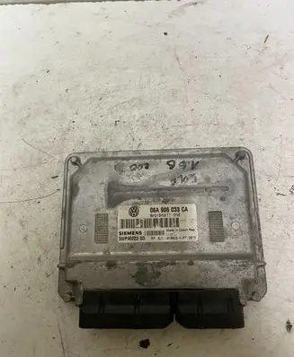 Volkswagen Golf V Engine control unit/module 06A906033CA 5WP40203