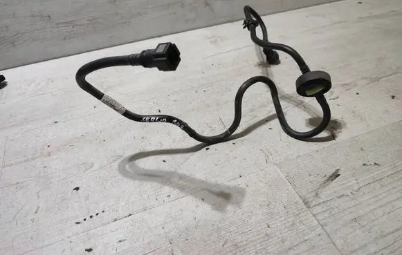 Peugeot 308 Vacuum line/pipe/hose 9813095080