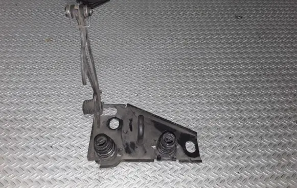 Mercedes-Benz ML W163 Engine bonnet/hood lock/latch loop/hook A1638800260