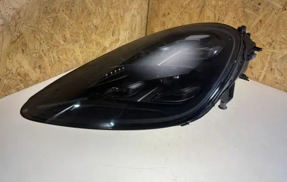 Porsche Cayenne (9Y0 9Y3) Headlight/headlamp 9Y0941103B 4040533