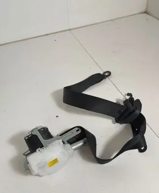 Toyota Corolla E210 E21 Front seatbelt N088631