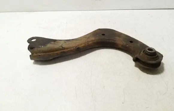 Rear upper control arm/wishbone