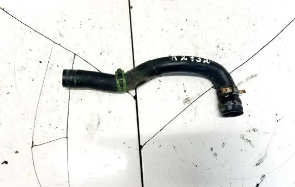 Ford Mondeo MK II Engine coolant pipe/hose