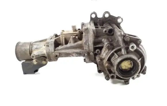 Gearbox transfer box case