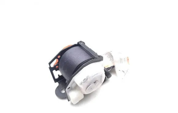 Subaru Legacy Middle seatbelt (rear) 