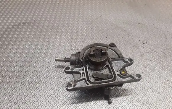 Saab 9-5 Vacuum pump 0252738