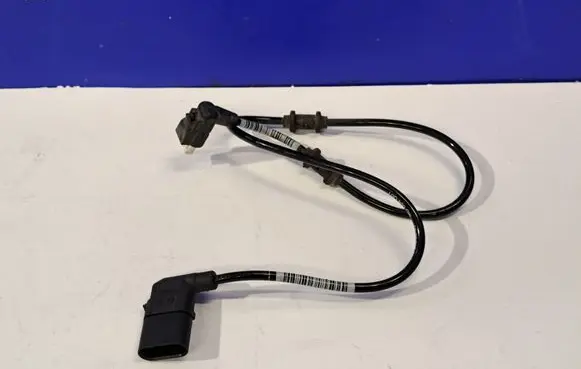 Mercedes-Benz E W213 ABS rear brake sensor A2135403805