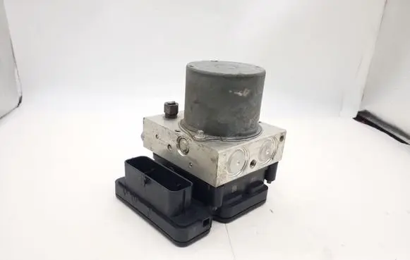 Chevrolet Cruze II ABS Pump 39042384