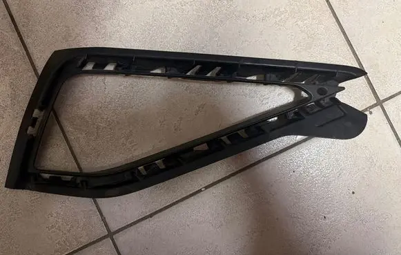 Volkswagen Golf Sportsvan Front fog light trim/grill 510853212E