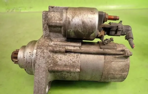 Volkswagen Golf V Starter motor 02Z911023HTS18E1