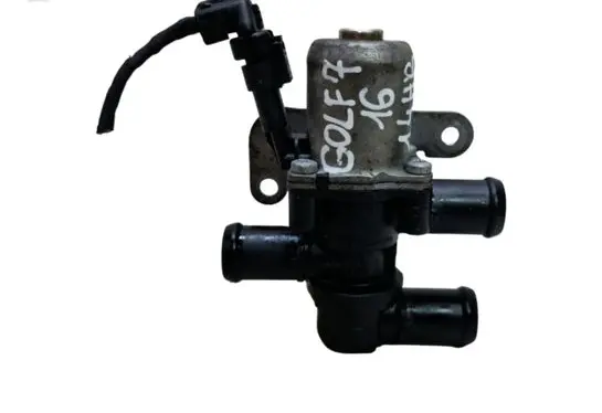 Volkswagen Golf VII Coolant heater control valve 5Q0906457C