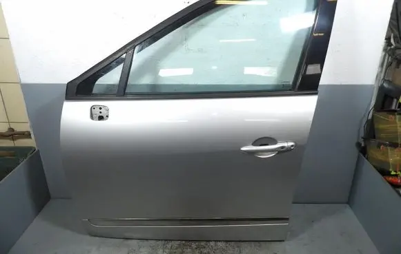 Renault Scenic III - Grand scenic III Front door