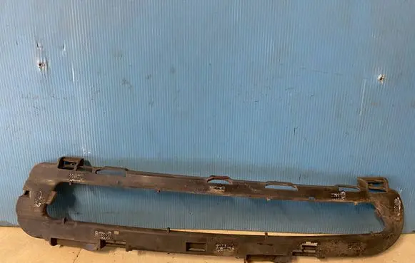 Ford Mondeo MK IV Fog light bracket BS7115267A