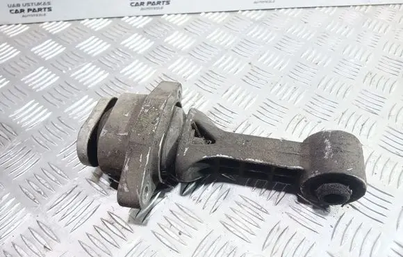 KIA Soul Engine mount bracket