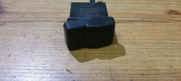 Volkswagen PASSAT B3 Windscreen/window heater switch 535959621