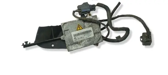 Volvo V50 Headlight ballast module Xenon 1039F00515