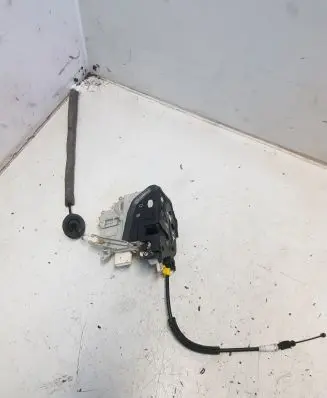 Audi A7 S7 4G Front door lock 8J1837016C