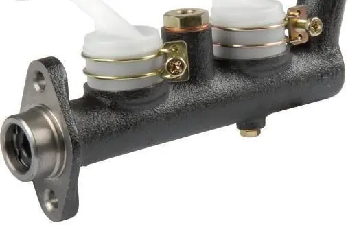 Master brake cylinder
